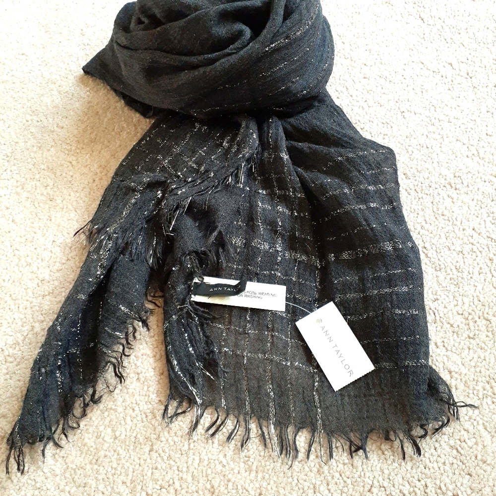 Ann Taylor Light weight,  soft,wide long scarf